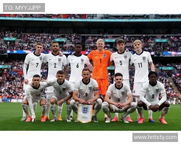 足球明星号被盗事件视频曝光引发热议网友纷纷讨论安全问题