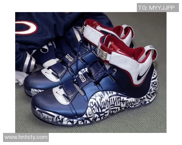 足球明星重温经典魅力旧版球鞋时刻精彩回顾